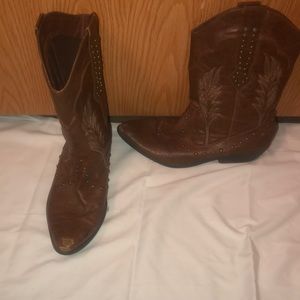 Brown western boots